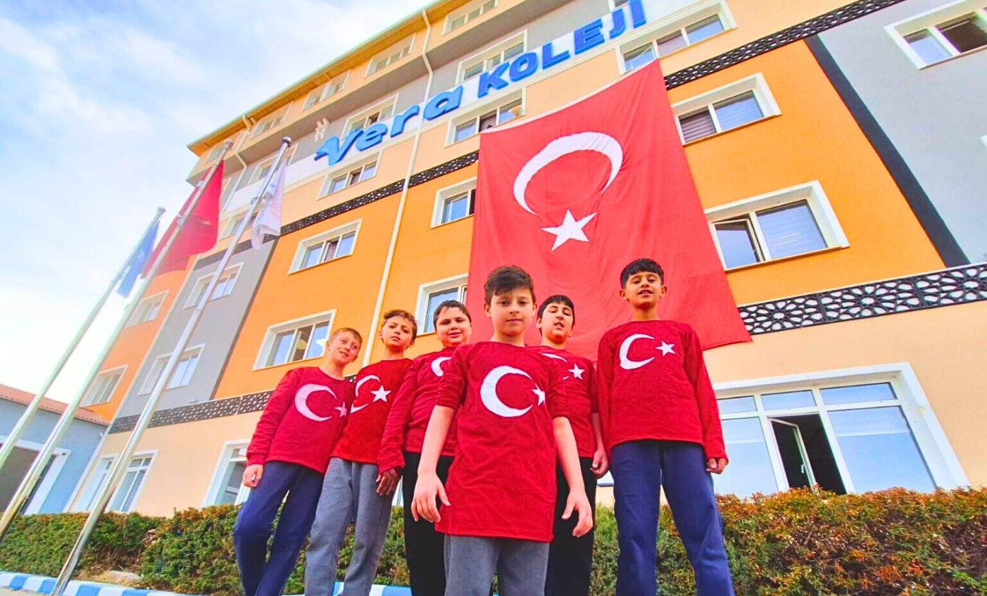 Milli bayram coşkusunu öğrencilerimizle yaşıyoruz.